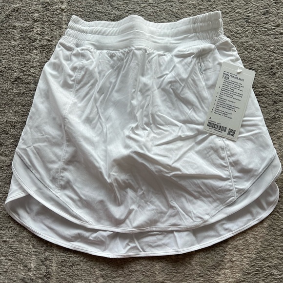 lululemon skirt - Picture 2 of 2